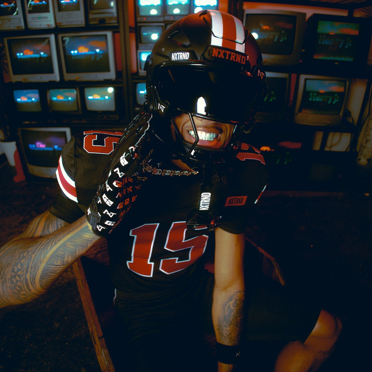 NXTRND VZX Football Visor Black