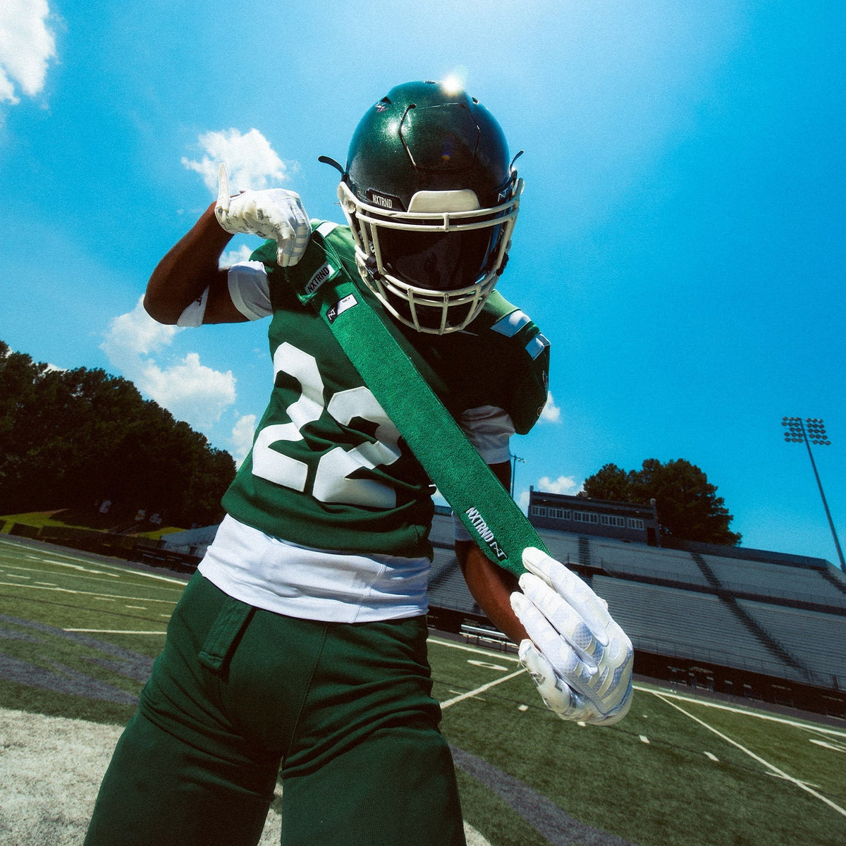 Nxtrnd Streamer Football Towel Dark Green
