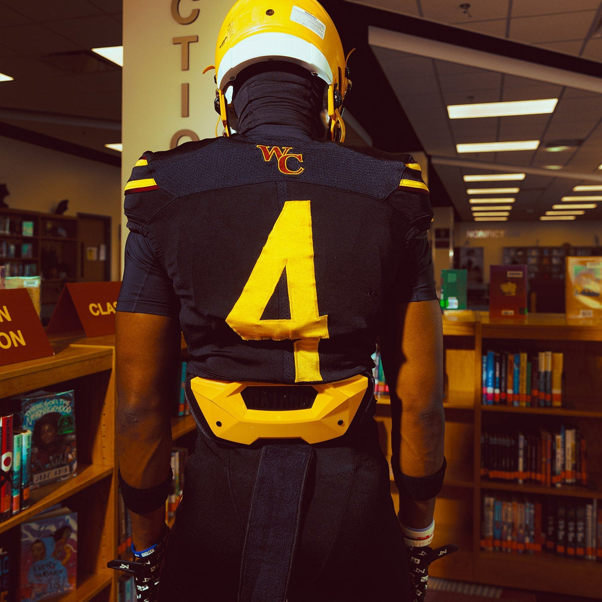NXTRND B-PLATE® Pro Football Back Plate Yellow